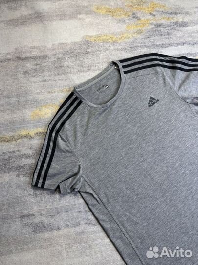 Футболка Adidas Essentials(оригинал)