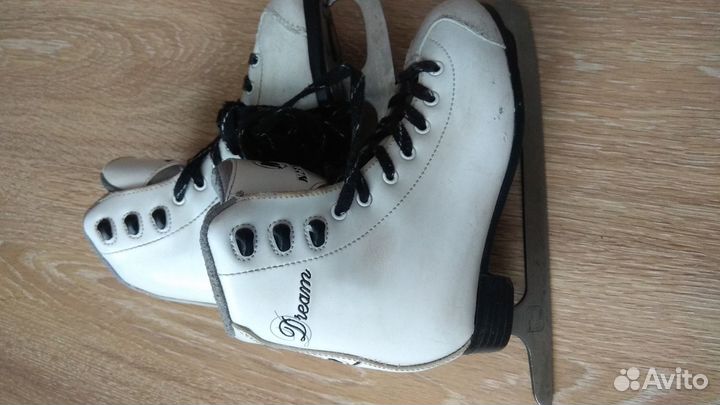 Коньки детские