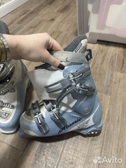 Горнолыжные ботинки