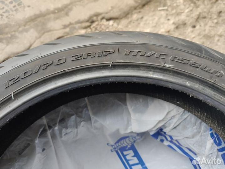Мотошина Metzeler Roadtec Z8 120/70 R17 89H