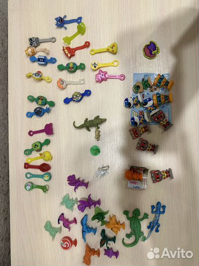 Игрушки киндер,вкладыши