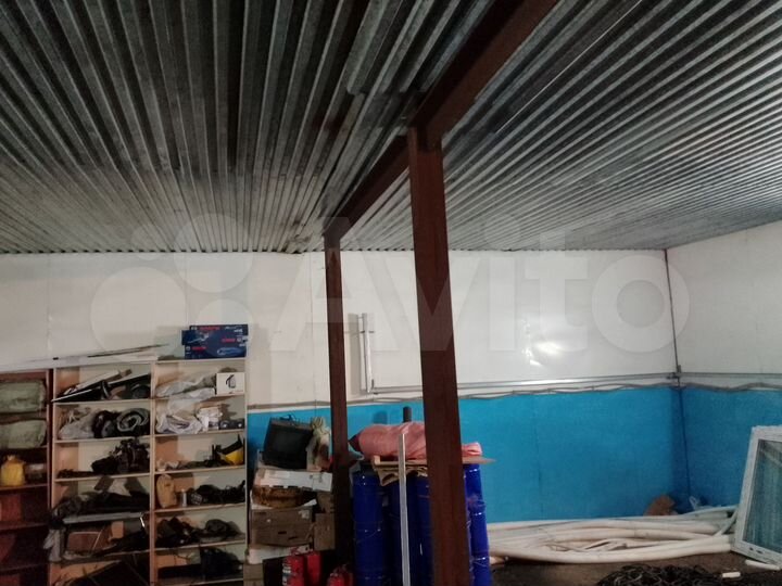 Гараж, > 30 м²