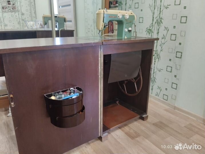 Швейная машина