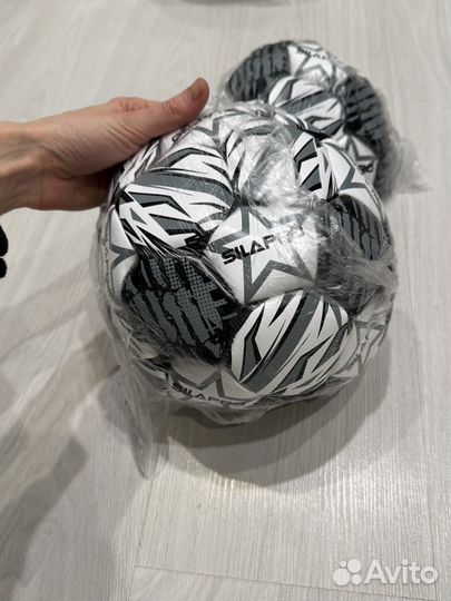 Футбольный мяч