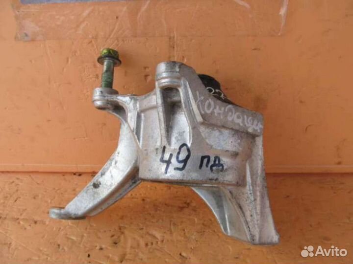 Подушка двигателя Honda Civic - 8 поколение (2005