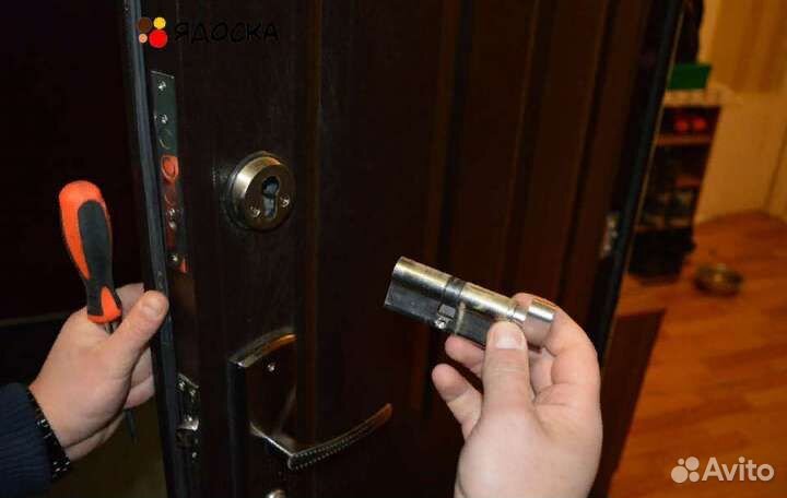 Вскрытие замков дверей гаражей сейфов машин авто