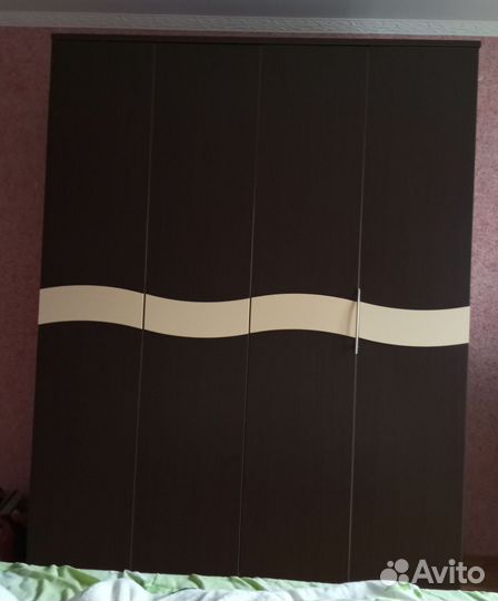 Шкаф