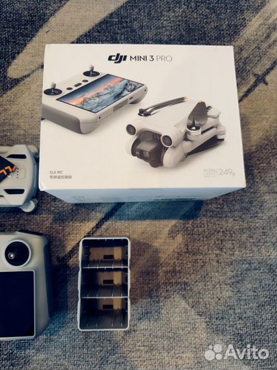 Квадрокоптер DJI Mini 3 Pro Combo Plus