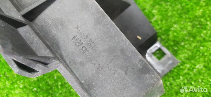 Крепление фары переднее Land Rover Range Rover