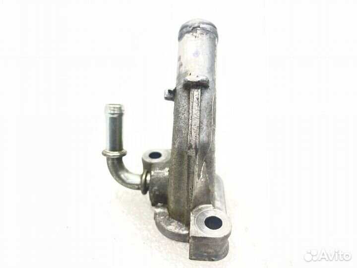 Фланец системы охлаждения Honda Civic 8 1.8 R18A1