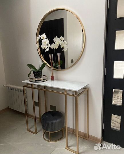 Консольный стол