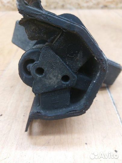 Подушка АКПП Saab 9-3 B204I 2000