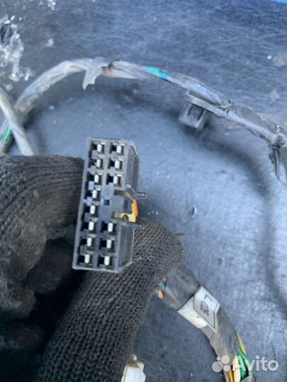 Проводка левой передней двери kia cerato 2