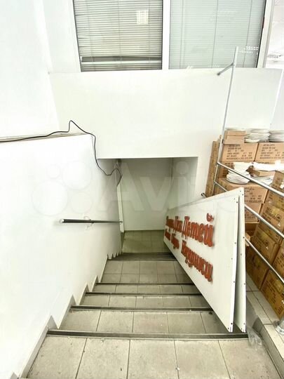 Помещение, 298 м² Самый центр.Высота потолков 3.7