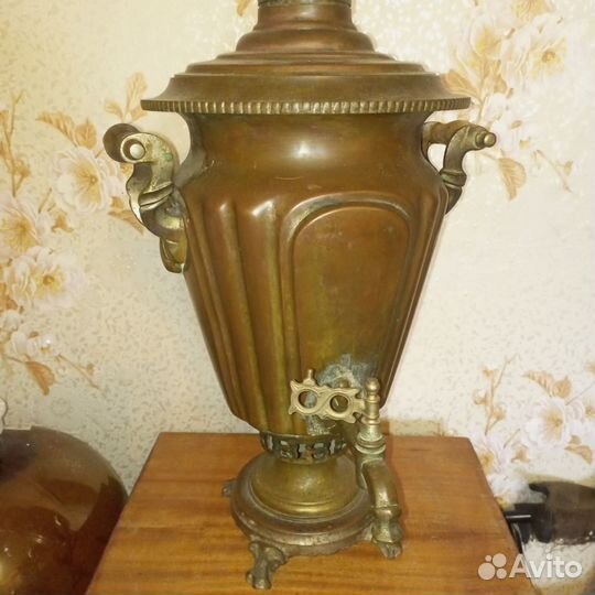 Старинный угольный самовар