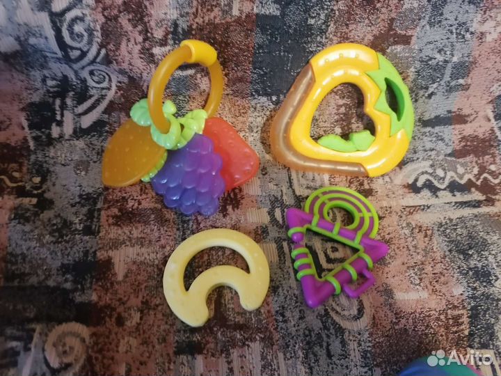 Пакетом Силиконовые грызунки