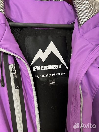 Сноубордический костюм женский