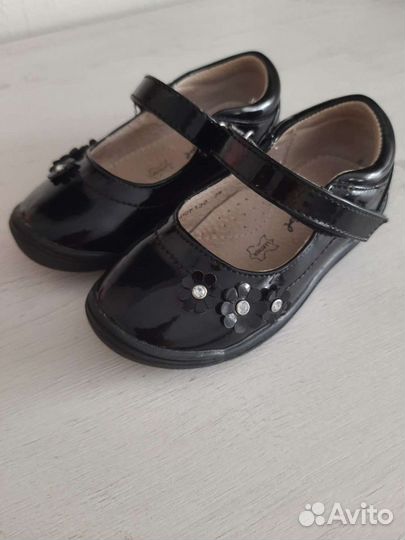 Туфли для девочки 25