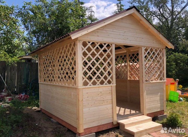 Летняя беседка