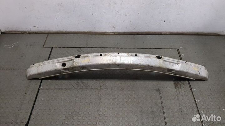 Усилитель бампера BMW 7 E38, 2000