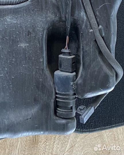 Моторчик омывателя насос Mercedes Benz