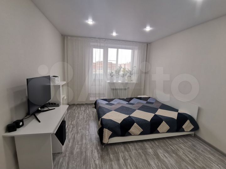 2-к. квартира, 55 м², 10/10 эт.