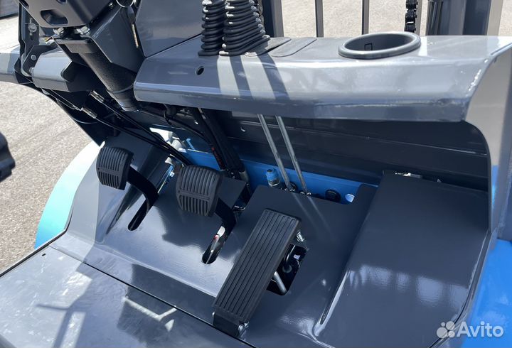 Вилочный погрузчик TRF D35-3M, 2023