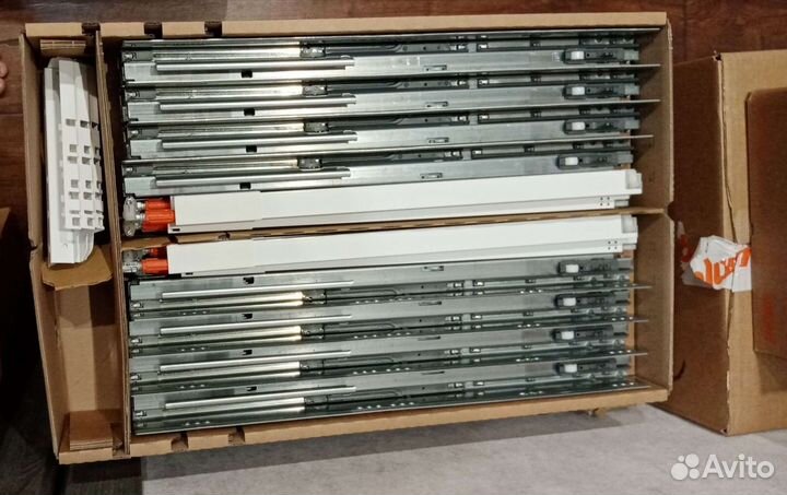 Мебельная фурнитура blum