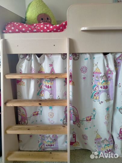 Кровать чердак