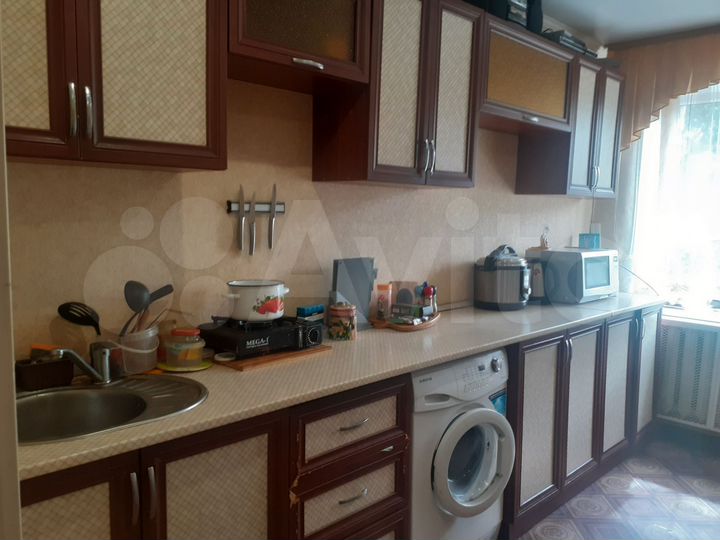 Комната 50 м² в 3-к., 3/3 эт.