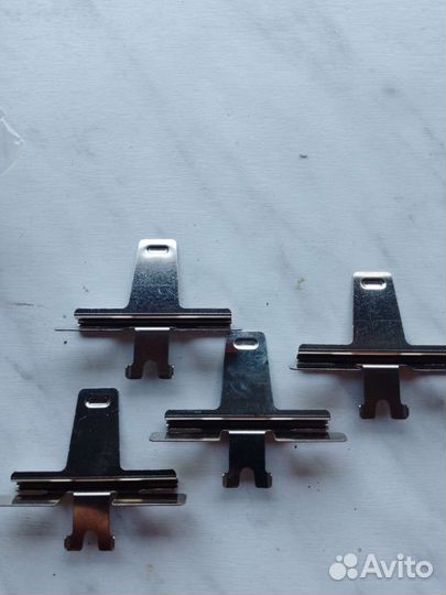 Прижимные пружины