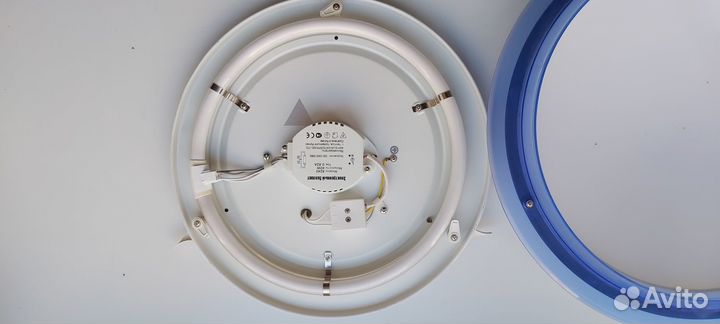 Светильник потолочный светодиодный