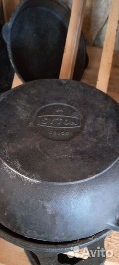 Сковородки,казан,чугунный горшок