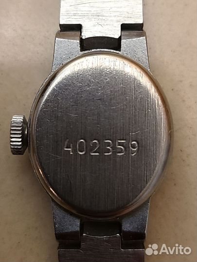 Часы наручные женские чайка