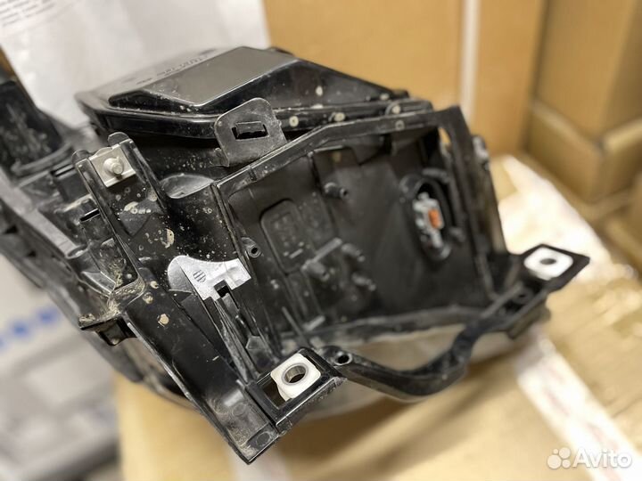 Фара левая BMW E60