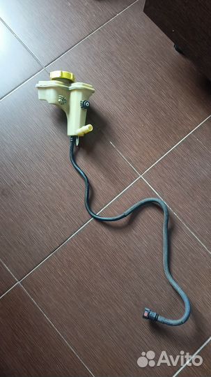 Бачок гур ford fusion, фиеста