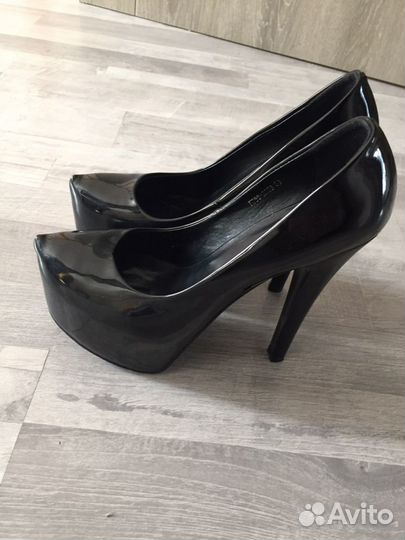 Туфли женские