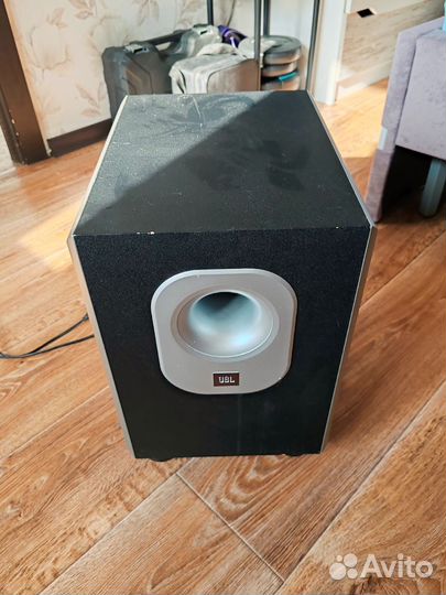Домашний буфер JBL SUB 146/230