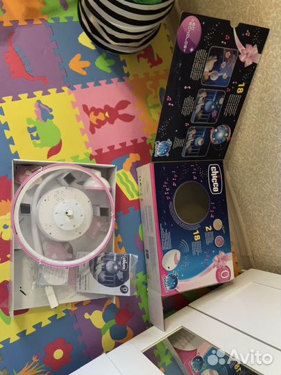 Проектор мобиль Chicco Волшебные звезды»