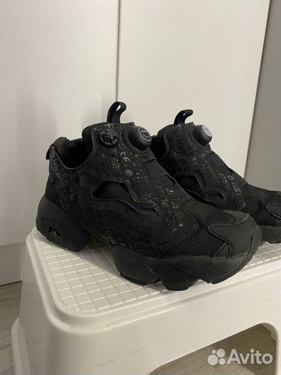 Кроссовки reebok instapump лимитированые женские