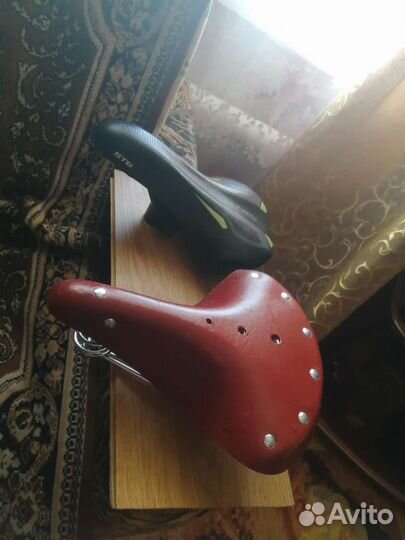 Седло для велосипеда кожаное