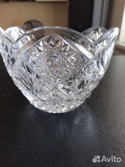 Конфетница хрустальная