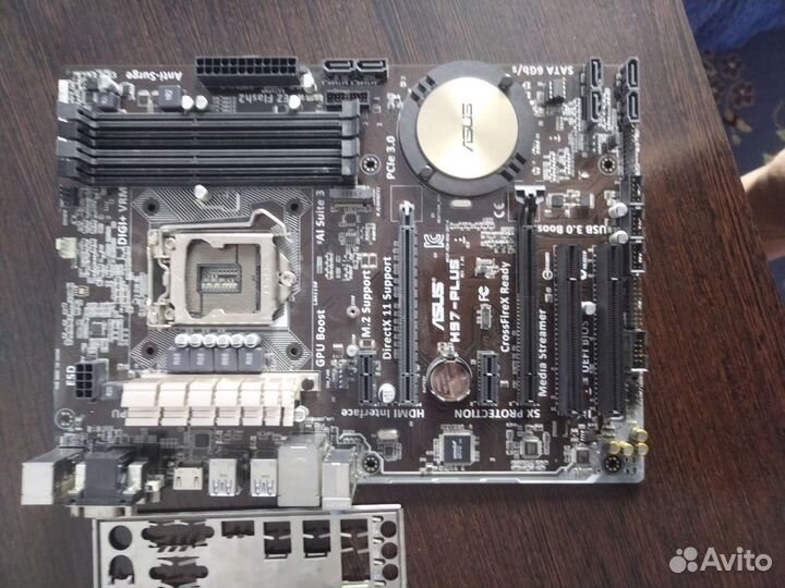 Материнская плата Asus H97-Plus