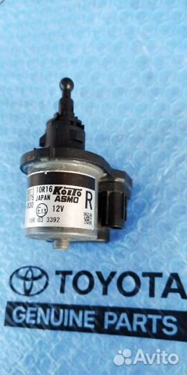 Корректор фары Toyota Land Cruiser 200 правый