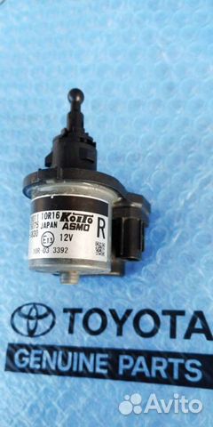 Корректор фары Toyota Land Cruiser 200 правый