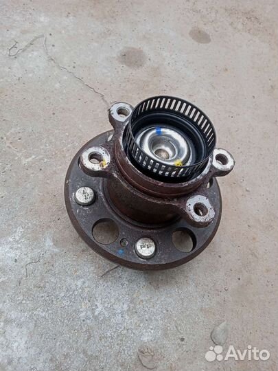 Ступица задняя на kia ceed