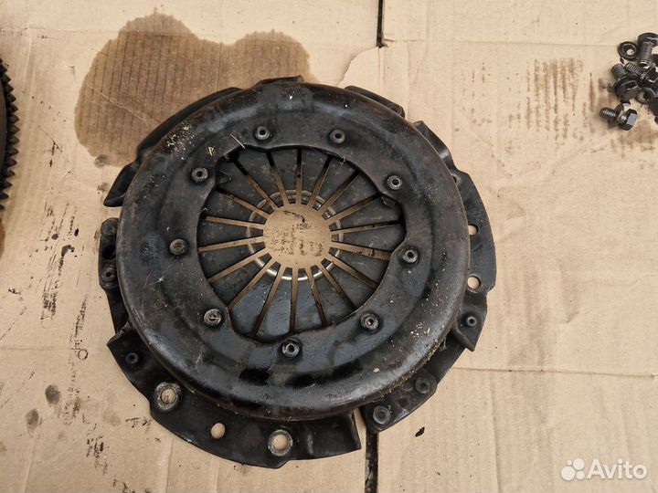 Корзина сцепления мазда 626 1990 год gc