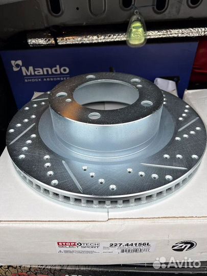 Тормозные диски перед toyota LC200 LX570