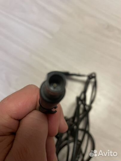 Блок питания для ноутбука HP 100-240v (1,5A)