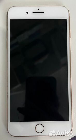iPhone 8 Plus, 64 ГБ